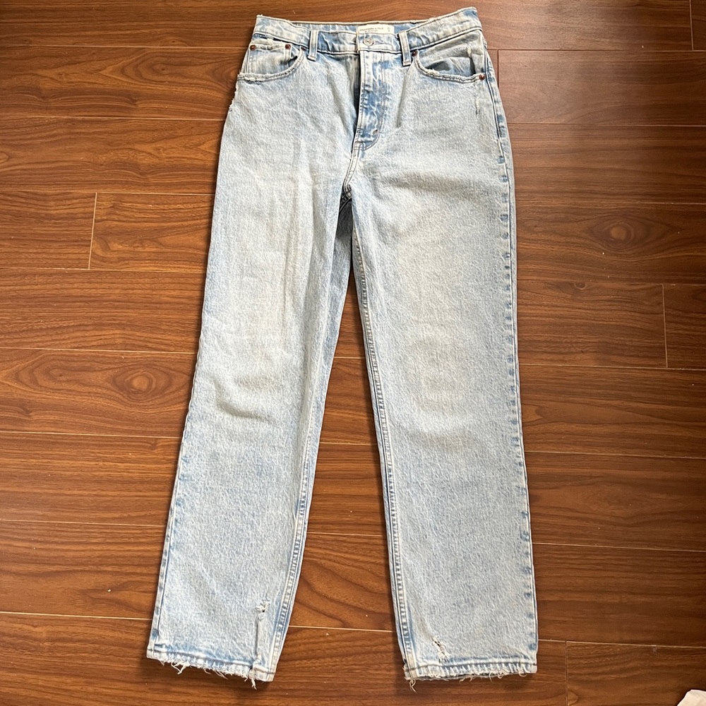 Abercrombie High-Rise 90s Jeans